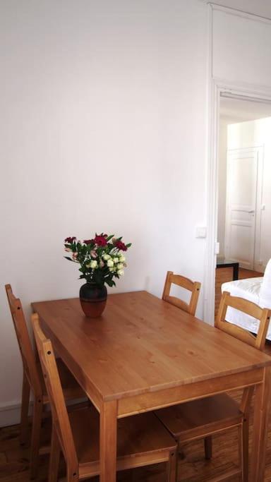 Le 105 Bis Eiffel Bed & Breakfast Paris Luaran gambar
